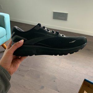 Brooks Ghost 15 running shoes